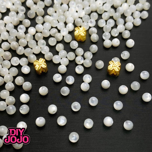 【R2666】白の艶ー白蝶貝のミニシェルパール（約３mm）＆メタル