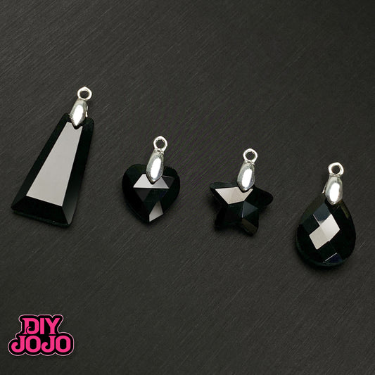 【R2582】闇の使者ー天然黒曜石ペンダントトップ四つ入り